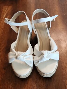Women’s White Knot Wedge Sandals with Ankle Strap